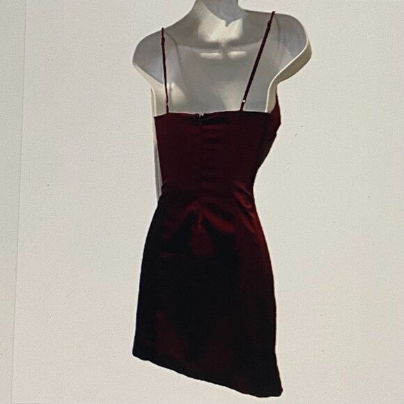 SUNDAY BEST ARITZIA WINE COLOR MINI DRESS SZ 00 NWOT - Picture 5 of 5